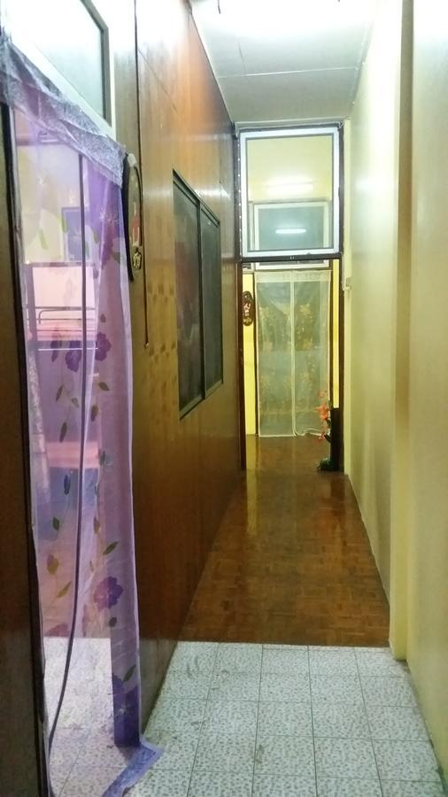 Hostel Lucky House Chiang Mai Zewnętrze zdjęcie