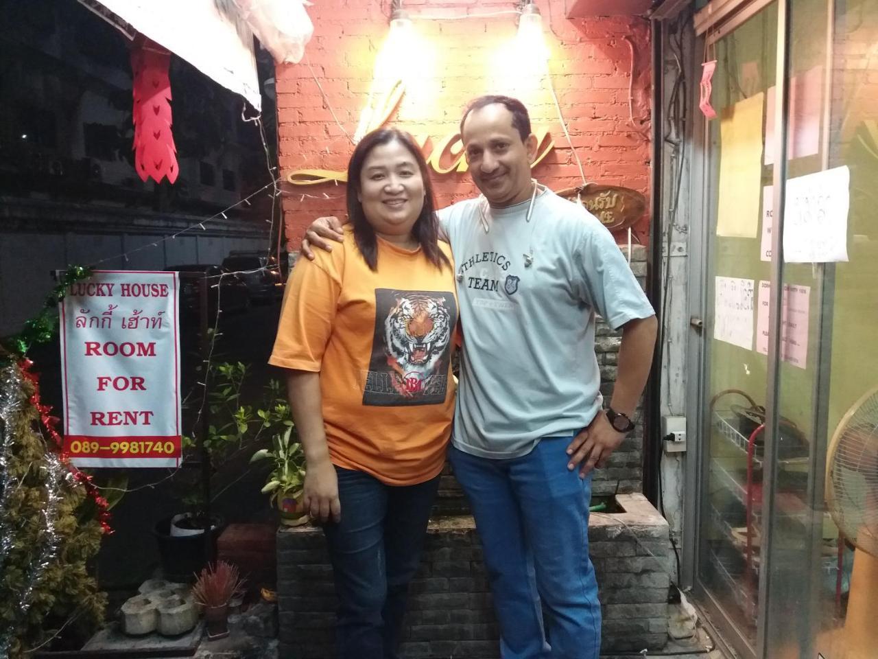 Hostel Lucky House Chiang Mai Zewnętrze zdjęcie